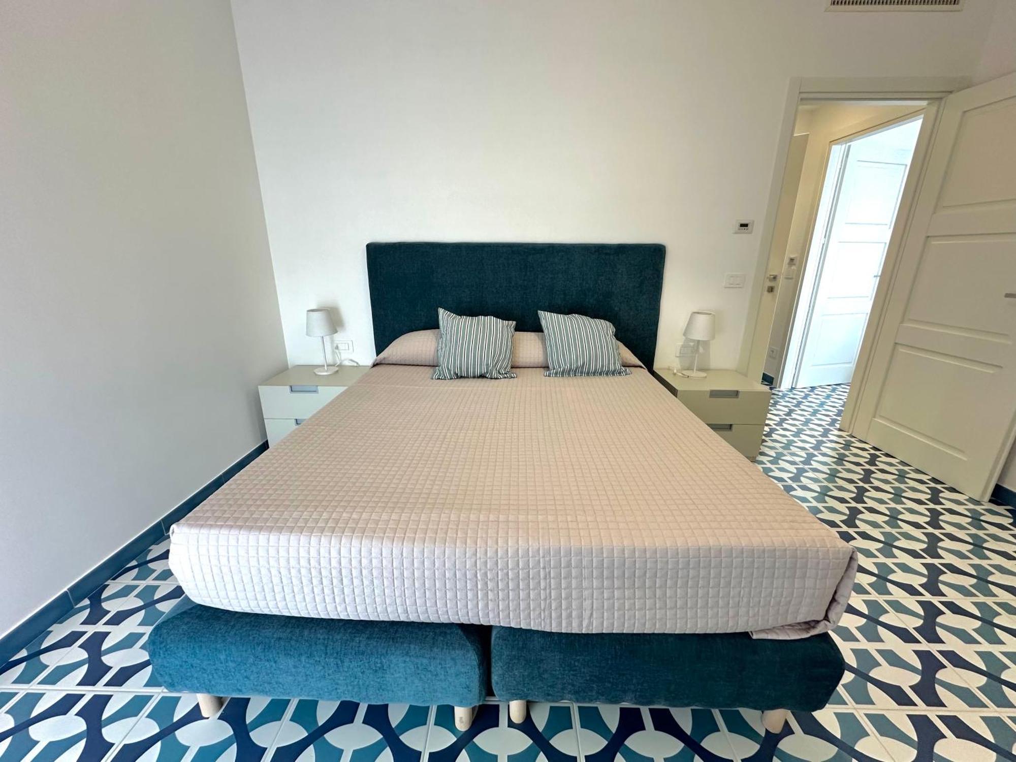 Blumare Amalfi Coast Appartement Maiori Buitenkant foto